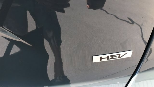 Additional photo of vehicle.