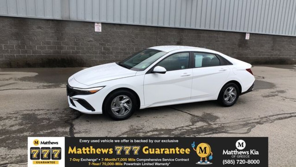 Used 2024 Hyundai Elantra SE Sedan