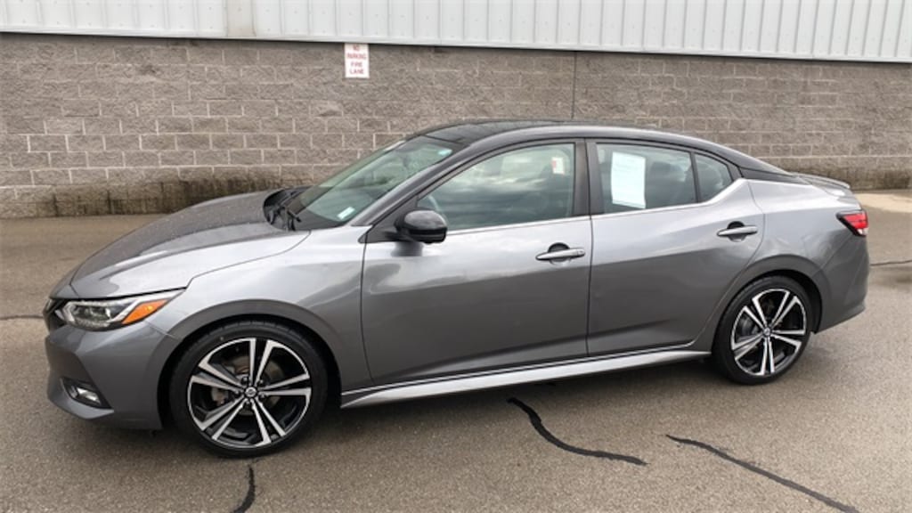 Used 2022 Nissan Sentra SR Sedan