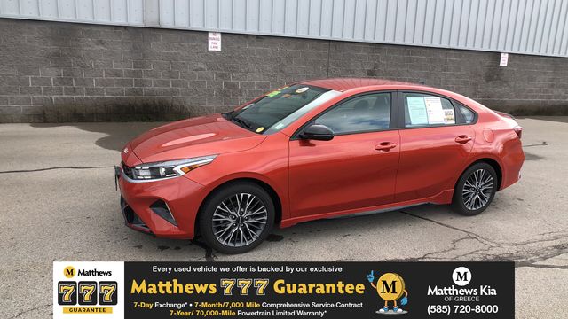 Fire 2023 Kia Forte Sedan Front-Wheel Drive Continuously Variable Transmission