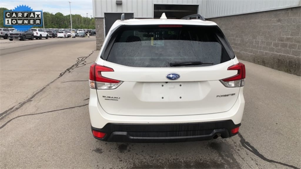 Used 2023 Subaru Forester Premium SUV