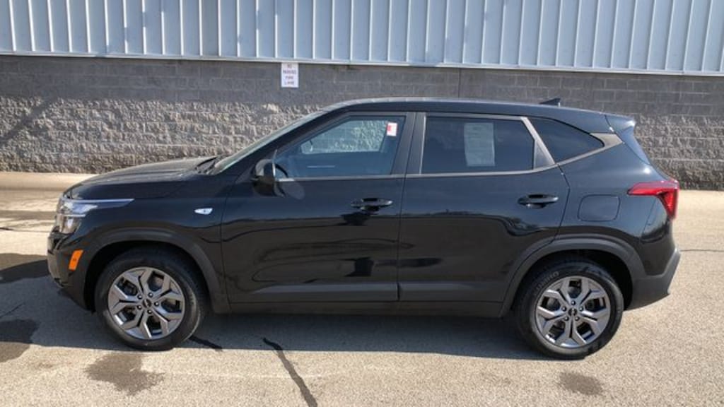 Certified 2024 Kia Seltos LX SUV