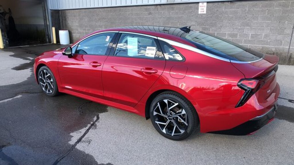 Used 2025 Kia