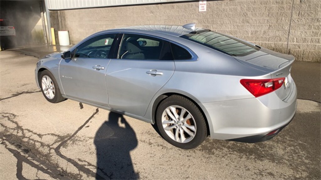 Used 2017 Chevrolet Malibu LT Sedan