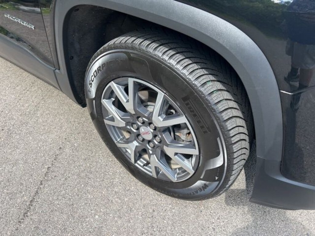 Used 2023 GMC Acadia SLT SUV