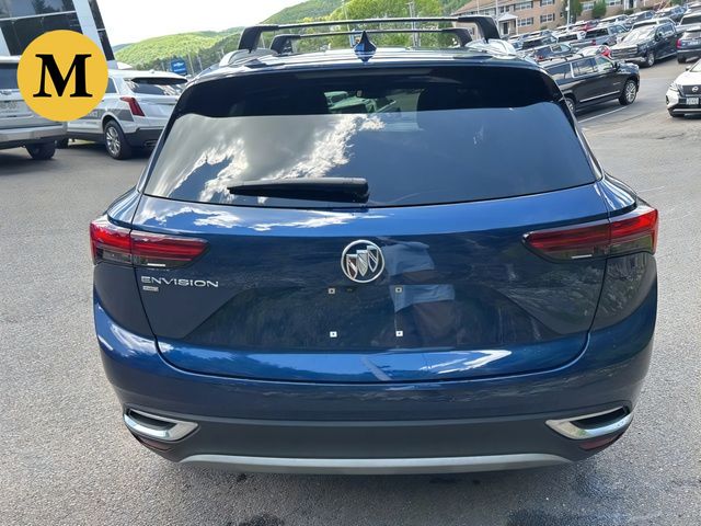 Additional photo of vehicle.
