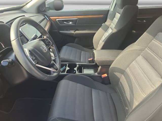 Additional photo of vehicle.