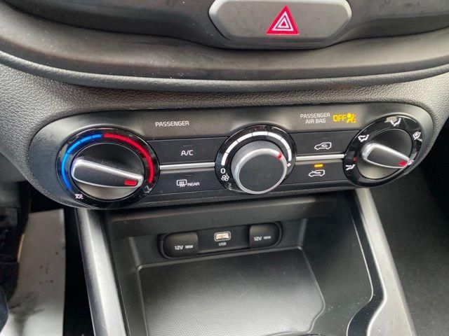 2023 Kia Soul LX - Photo 17