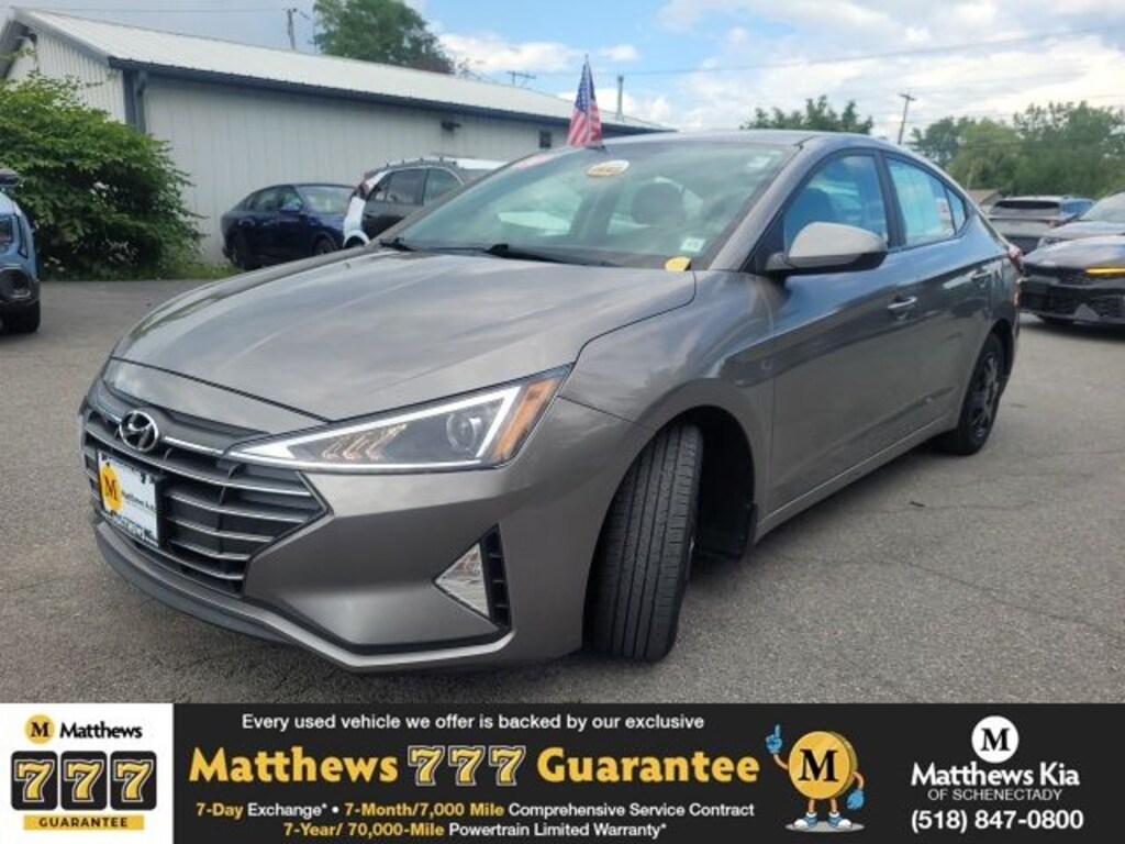 Used 2020 Hyundai Elantra SE Sedan