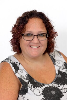 Staff member Amanda Keeter from ID_23178b73bee1