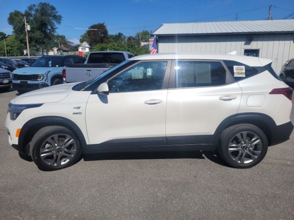 Certified 2021 Kia Seltos LX SUV