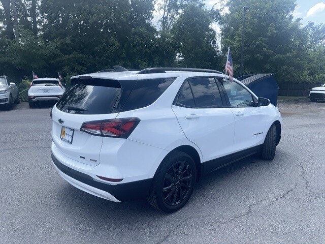 2022 Chevrolet Equinox RS photo 3