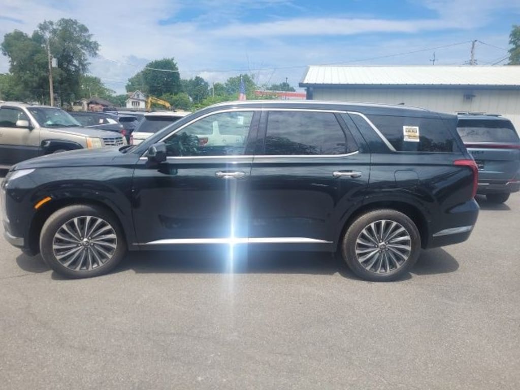 Used 2024 Hyundai Palisade Calligraphy SUV
