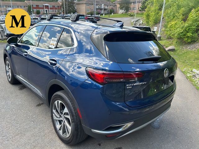Additional photo of vehicle.