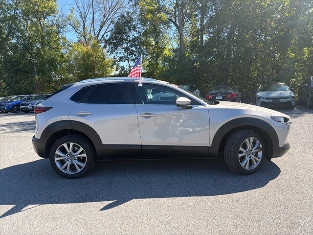 2022 Mazda CX-30 2.5 S Preferred photo 2
