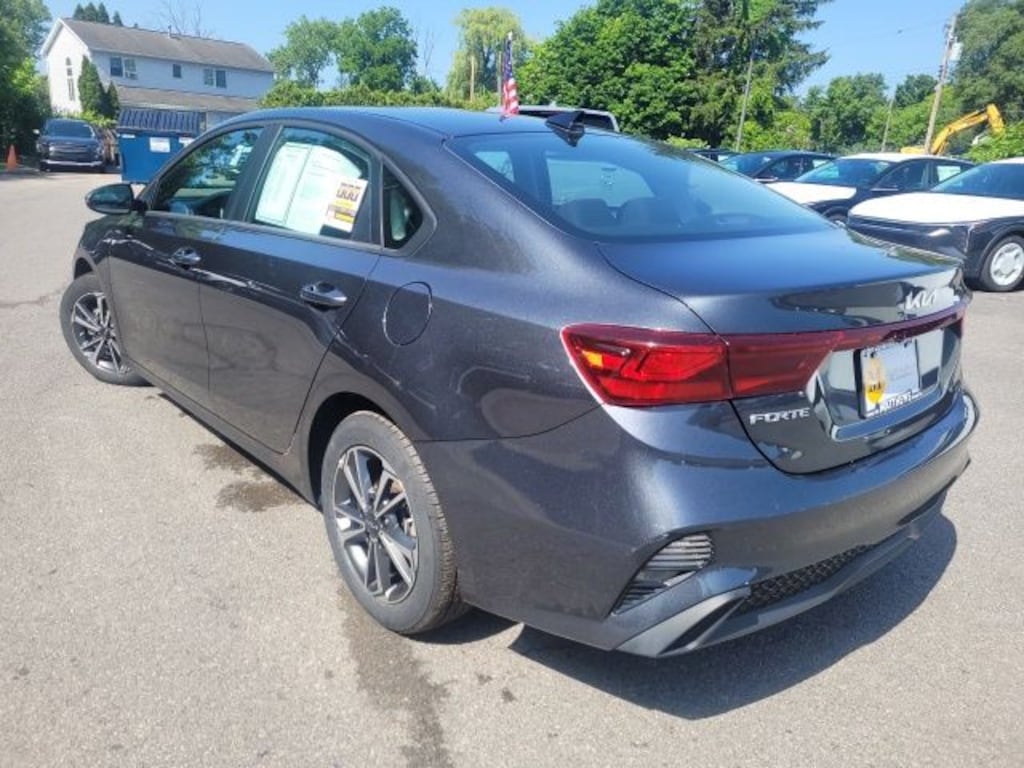 Certified 2023 Kia Forte LXS Sedan