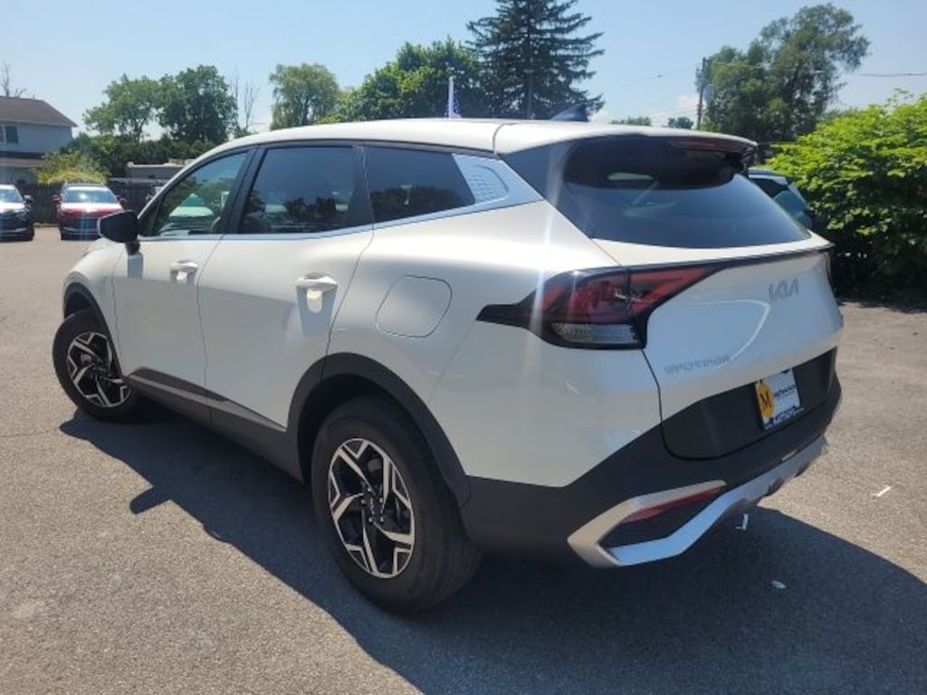 Certified 2024 Kia Sportage LX SUV