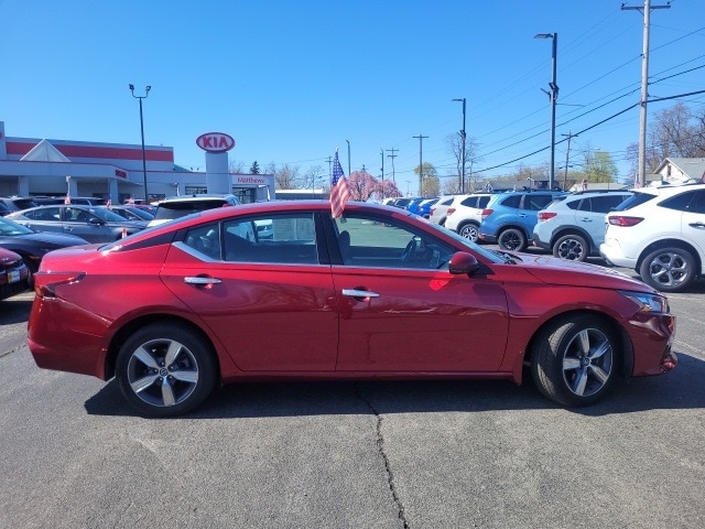 Used 2020 Nissan Altima SL with VIN 1N4BL4EW0LC279401 for sale in Vestal, NY
