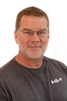 Staff member Bill Holznagel from ID_056a0d479f1d