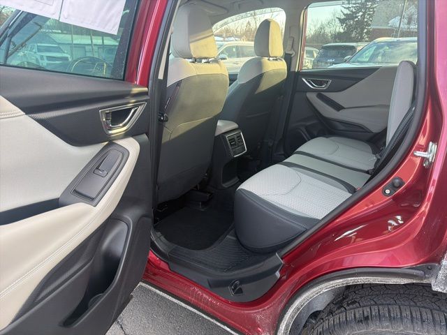 2021 Subaru Forester Premium - Photo 12