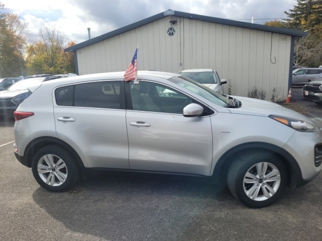 Used 2018 Kia Sportage LX SUV