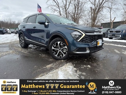 2023 Kia Sportage Hybrid EX SUV