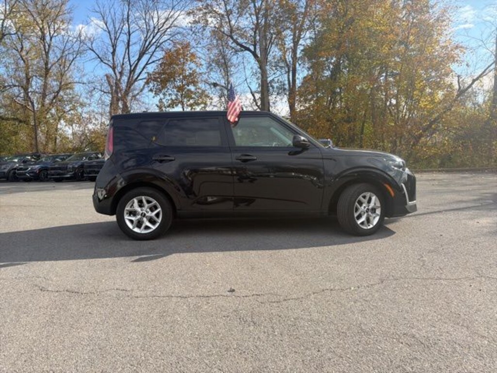 Certified 2023 Kia Soul LX Hatchback