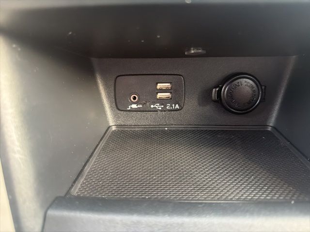 2021 Subaru Forester Premium - Photo 23