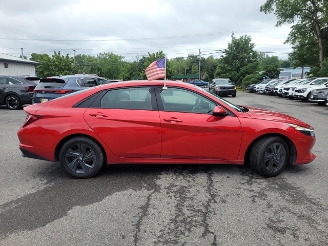 Used 2021 Hyundai Elantra SEL with VIN 5NPLM4AGXMH019894 for sale in Vestal, NY