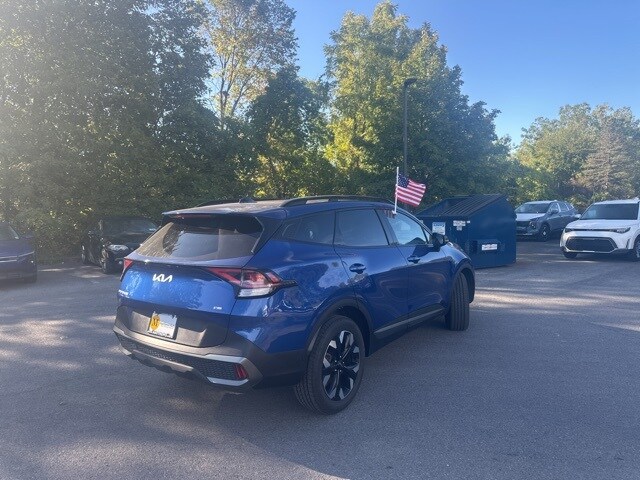 2023 Kia Sportage X-Line photo 2