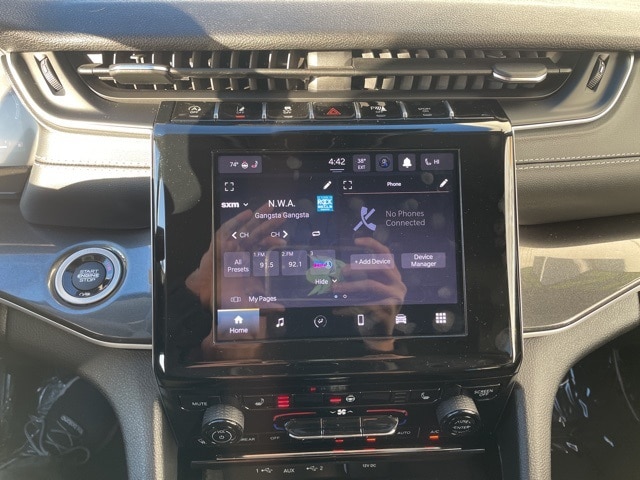 2022 Jeep Grand Cherokee Laredo - Photo 20
