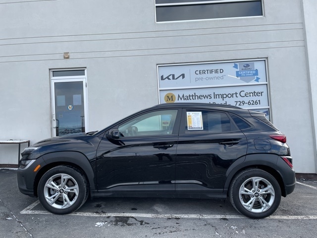 Used 2022 Hyundai Kona SEL with VIN KM8K6CAB3NU850404 for sale in Vestal, NY