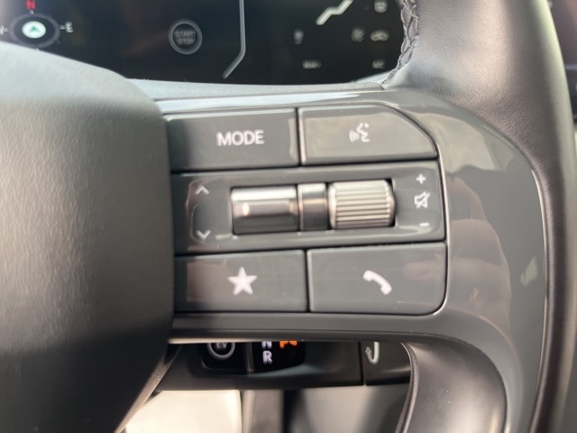 Additional photo of vehicle.