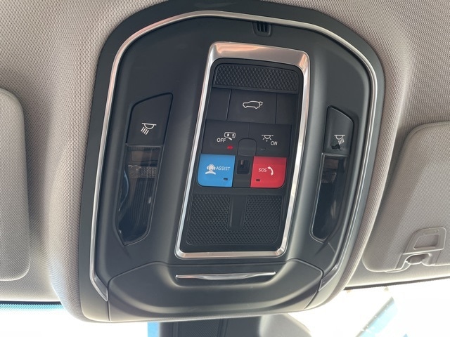 2022 Jeep Grand Cherokee Laredo - Photo 21