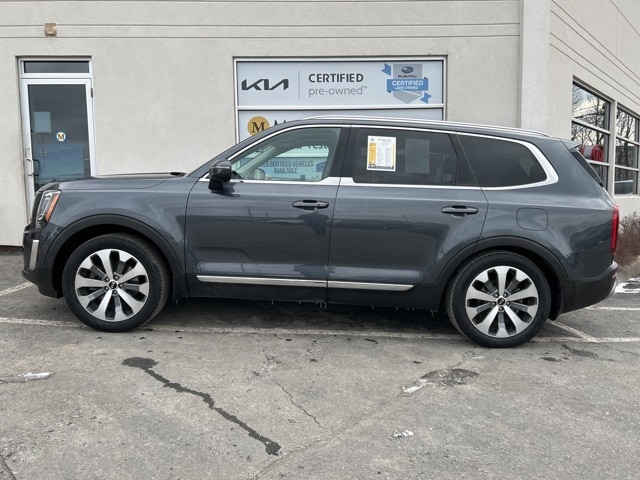Used 2020 Kia Telluride EX with VIN 5XYP3DHC7LG082948 for sale in Vestal, NY