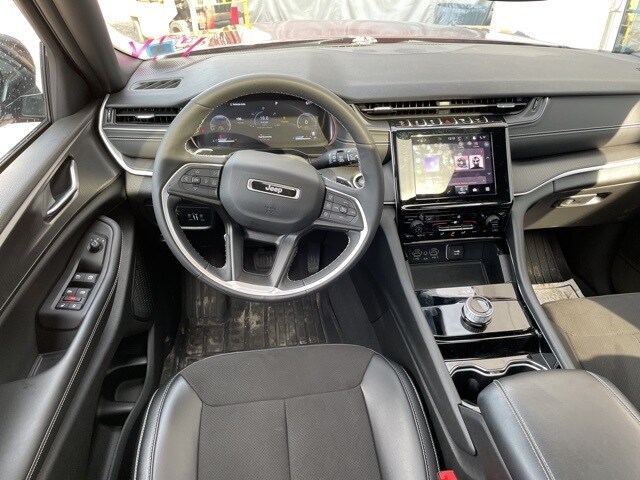 2023 Jeep Grand Cherokee L Altitude - Photo 13