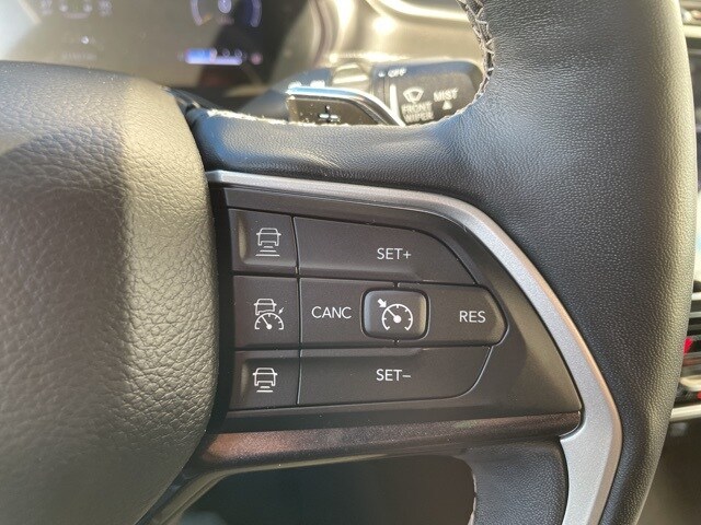 2022 Jeep Grand Cherokee Laredo - Photo 24