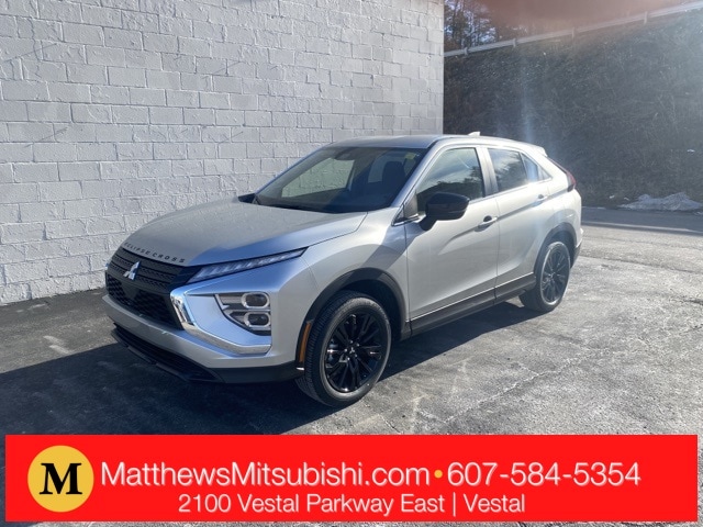 2026 Mitsubishi Eclipse Cross LE's photo