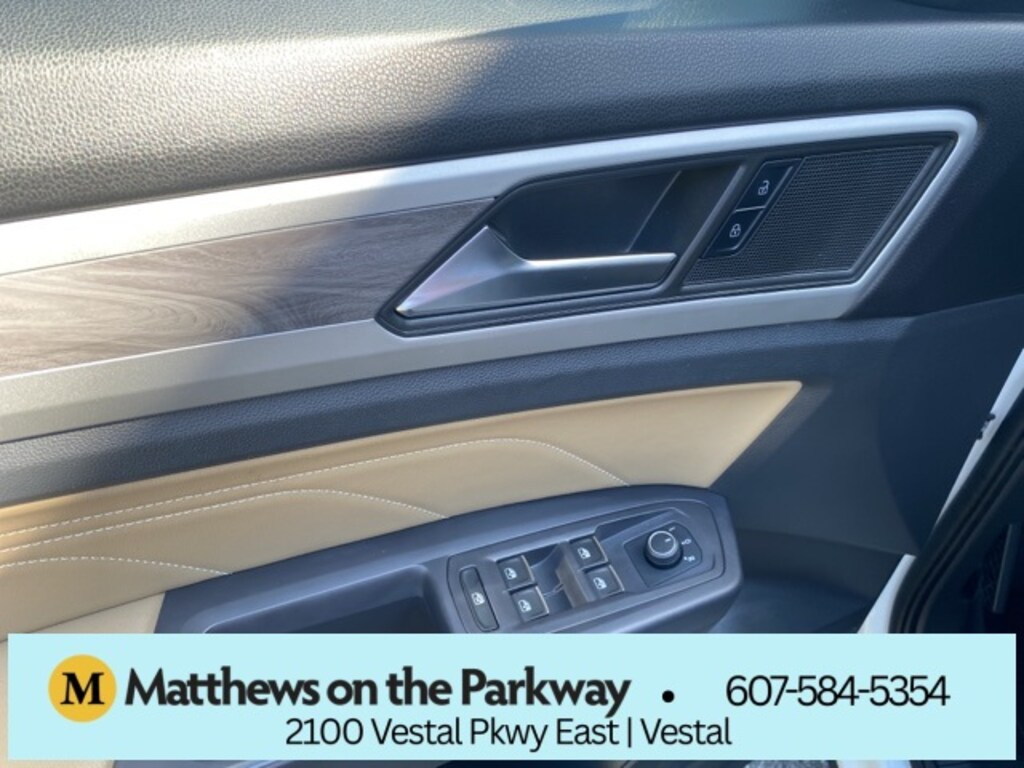Used 2021 Volkswagen Atlas Cross Sport 3.6L V6 SE w/Technology 4MOTION SUV