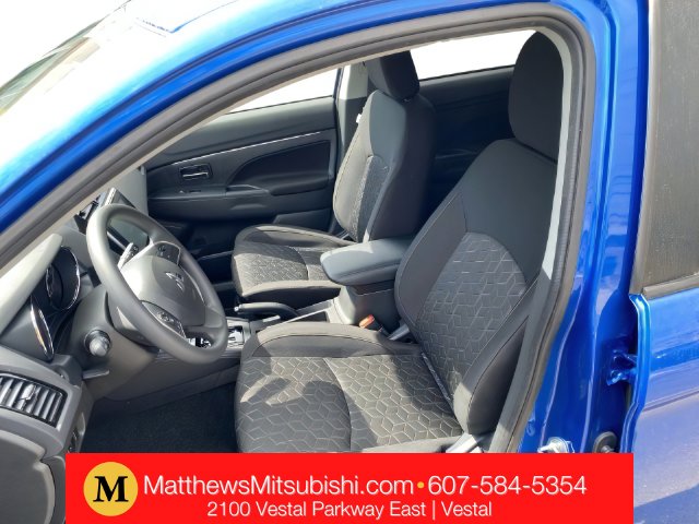 Additional photo of vehicle.
