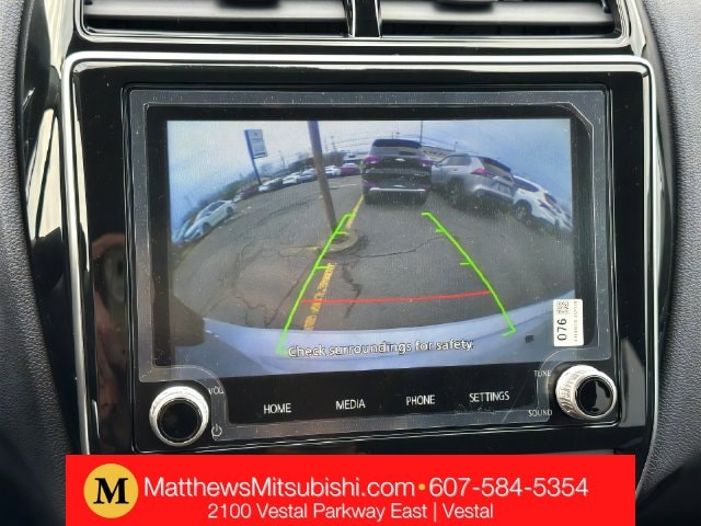 Additional photo of vehicle.