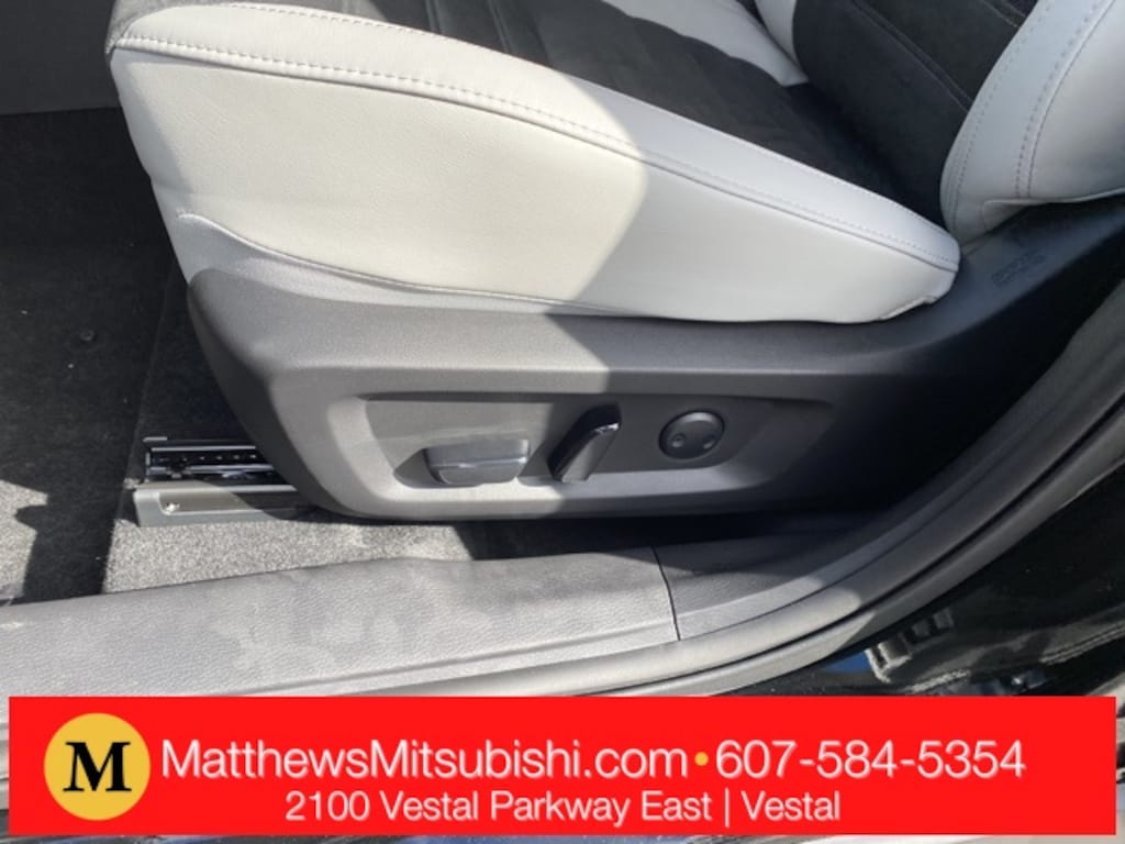 New 2025 Mitsubishi Outlander  SUV