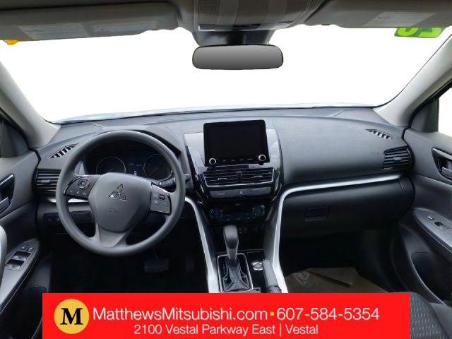 Additional photo of vehicle.