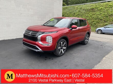 2025 Mitsubishi Outlander SE SUV