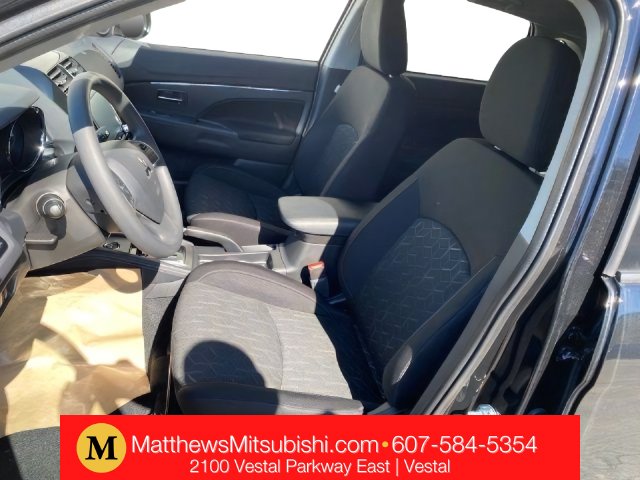 Additional photo of vehicle.