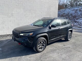 2022 Jeep Cherokee Trailhawk SUV
