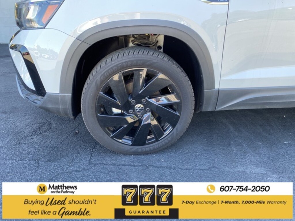 Certified 2024 Volkswagen Taos 1.5T SE SUV