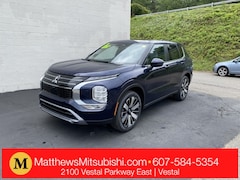 2025 Mitsubishi Outlander SE SUV