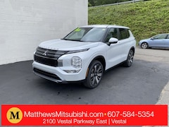 2025 Mitsubishi Outlander SE SUV