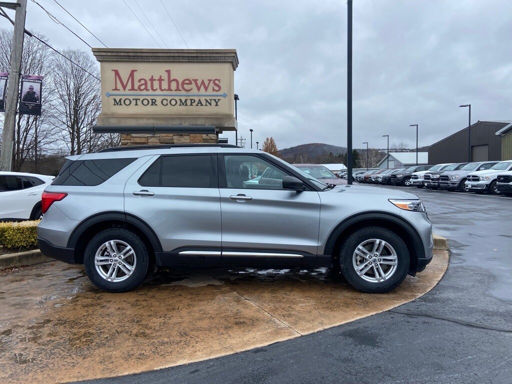 2024 Ford Explorer XLT photo 4